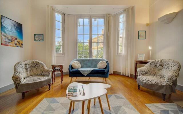 IMMOGROOM - Villa in the city center with terrace- garden- CONGRESS/BEACHES