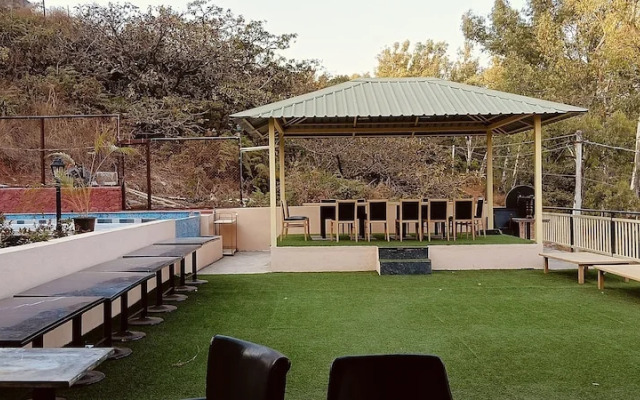 Mountain Meadows Resort