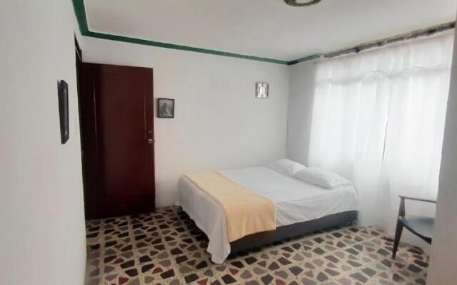 hostal la 18