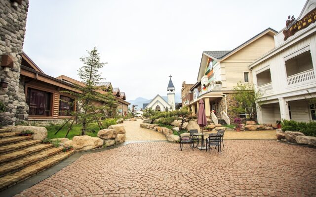 Orenda Teton Hotel