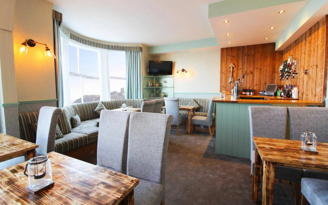 Clarence Gardens Hotel