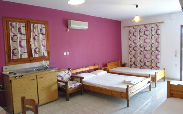 Manos Apartments