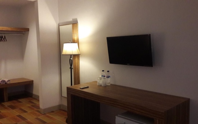 Hotel Satria Wisata – Guest Rooms – Parepare