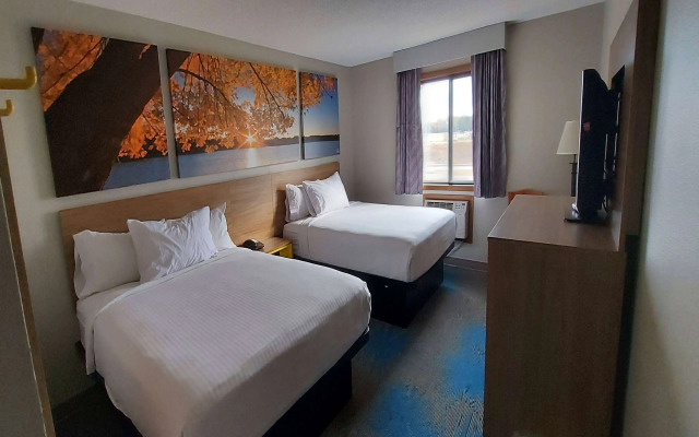 Days Inn by Wyndham Willmar