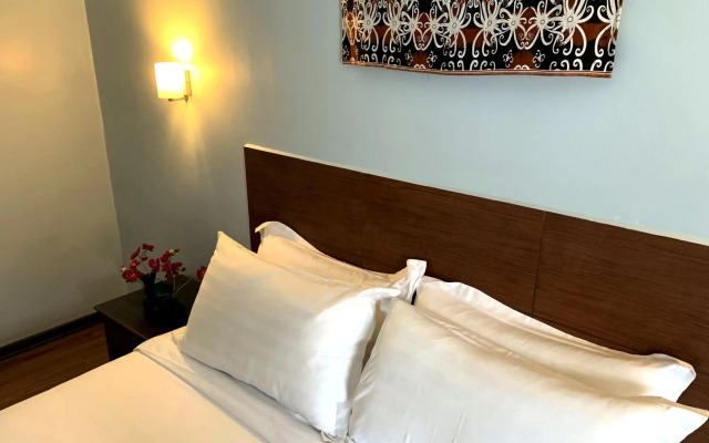 Hotel Maluri