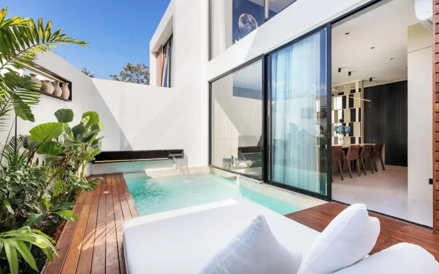 Alex Villas Complex N5