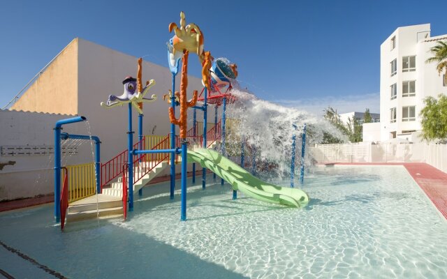 Coral Star Apartments