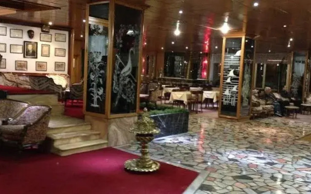 Otel Dikmen