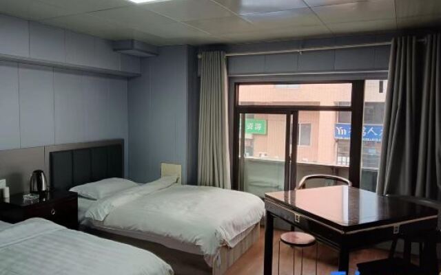 Woju Homestay (Nanjing Chengxin Avenue Subway Station Store)