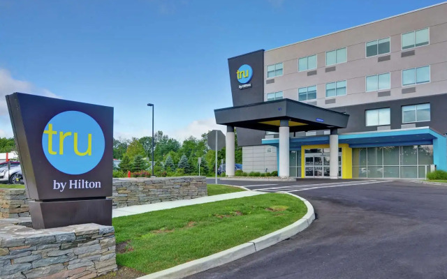 Tru by Hilton Middletown