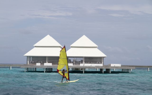 Diamonds Thudufushi Maldives Resort & Spa