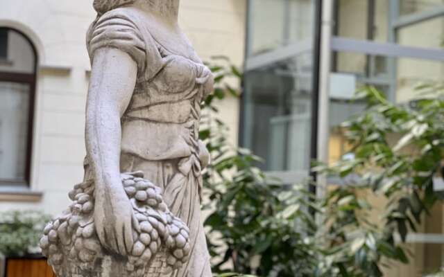 Gracia Apartment House