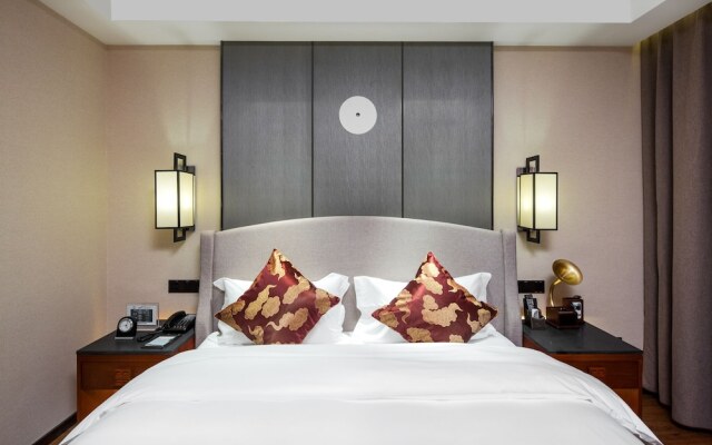 Guilin Elephant Trunk Hill Hotel