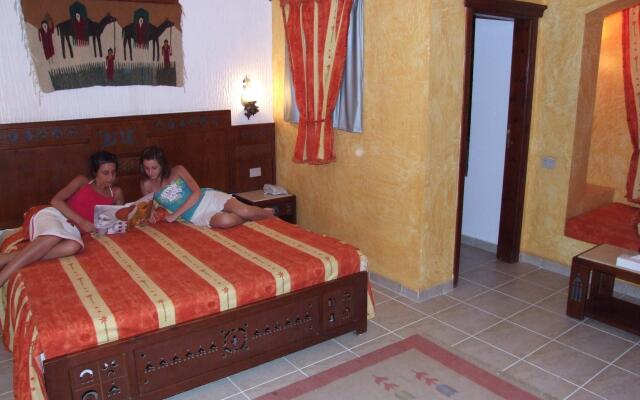 Hotel Sharminn Amarein