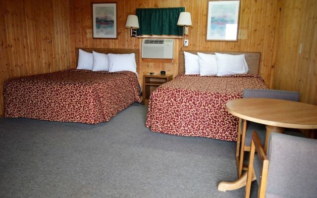 Green Acre Motel by OYO Near Rush County Airport