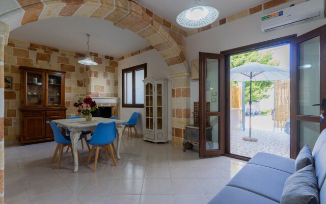 3473 Villino Alba Azzurra by Barbarhouse