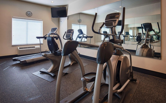 Best Western Lockhart Hotel & Suites