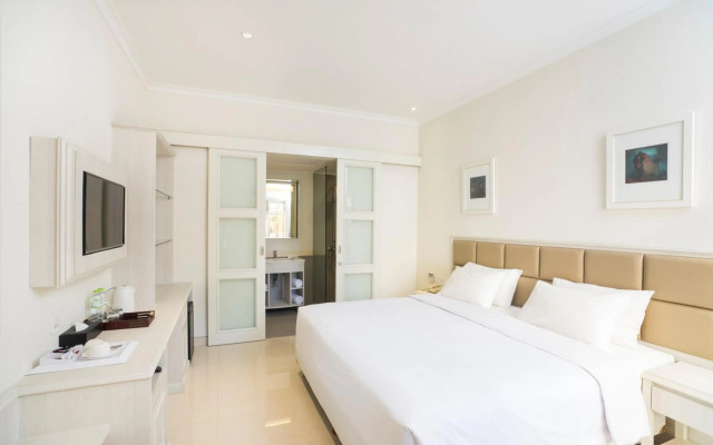 Alron Hotel Kuta Powered by Archipelago