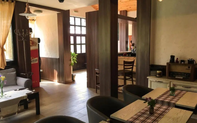 Hotel Bukor Shtepi Magnolia