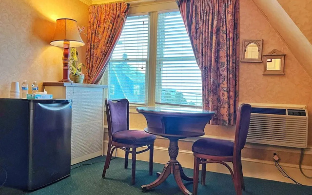 The Winthrop Arms Hotel And Restaurant