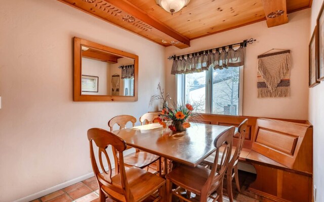 Westwind 205 3BD 3BA Diamond Condo in Lionshead Village