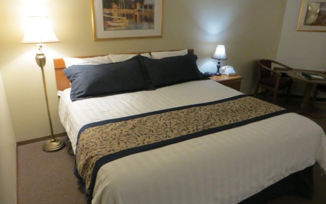 Pine Grove Resort