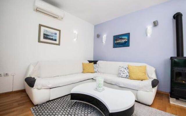 Apartment Sarena