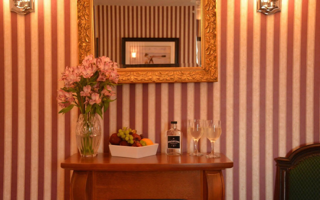 Manayunk Chambers Guest House