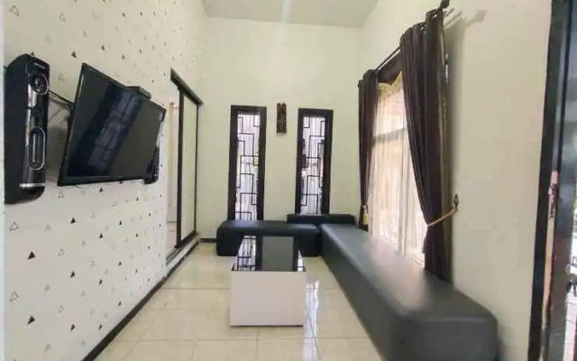 Villa Valley A1 with Private Pool by N2K