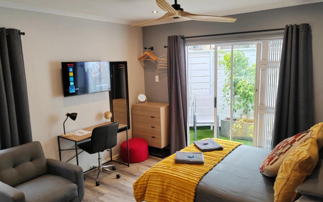 Leafy Retreat Kenridge Trendy