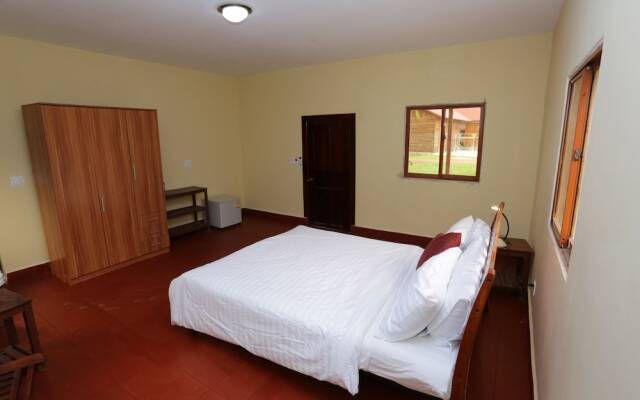 Green Orange Bungalows