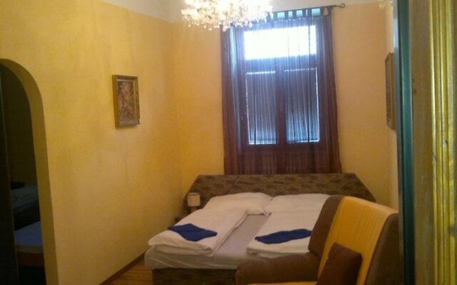 UBYTOVNA U HUBERTA - ZNOJMO centrum