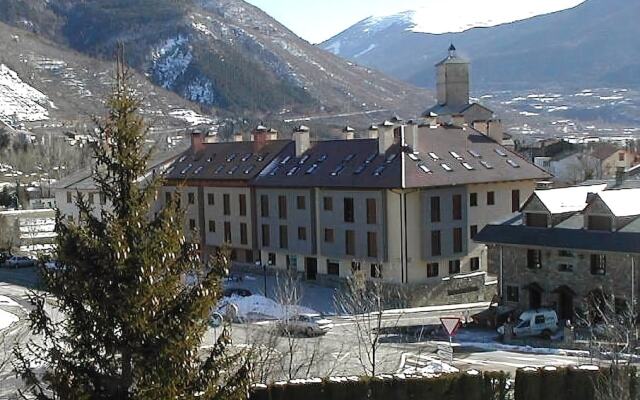 Apartamentos los Pirineos