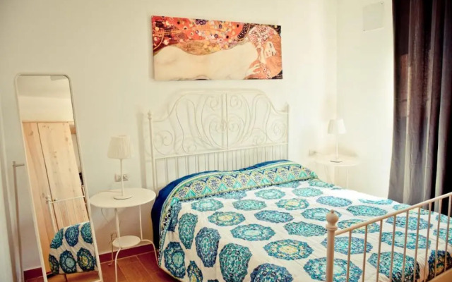 Vittoria House Apartments 209-210