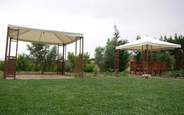 Naturalife Farm Hotel
