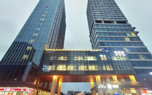 Aosika River View Apartment
