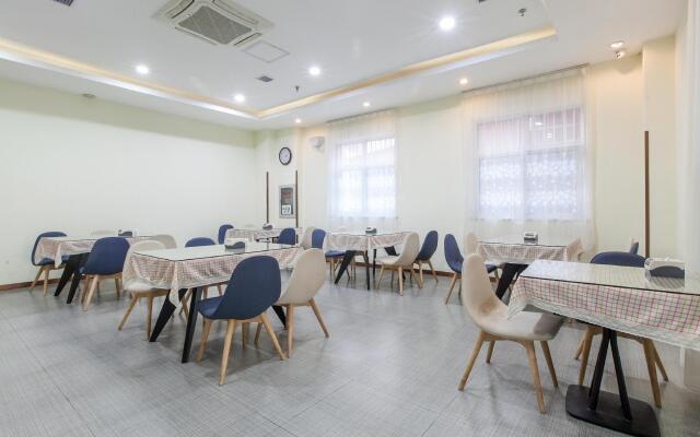 HanTing Hotel (Wuhan Hankou Railway Station)