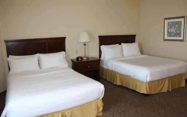 Holiday Inn Express & Suites Dallas Southwest-Cedar Hill