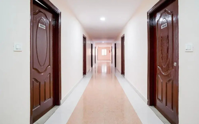 Leo Grand Hotel