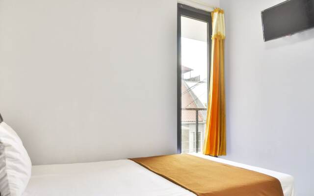 ZEN Rooms Basic near Kota Kasablanka