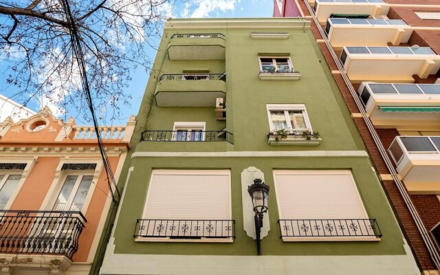 Apartment With 3 Bedrooms in València, With Balcony and Wifi - 700 m From the Beach