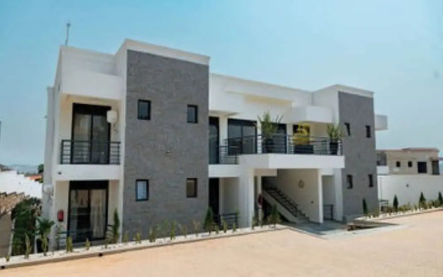 Tranquil Point Residence