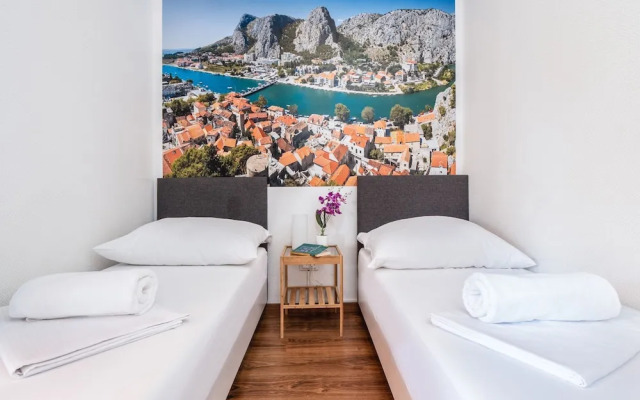 Mediteran Bungalow Galeb Omis