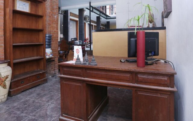 Oyo 426 Hotel Gading Resto