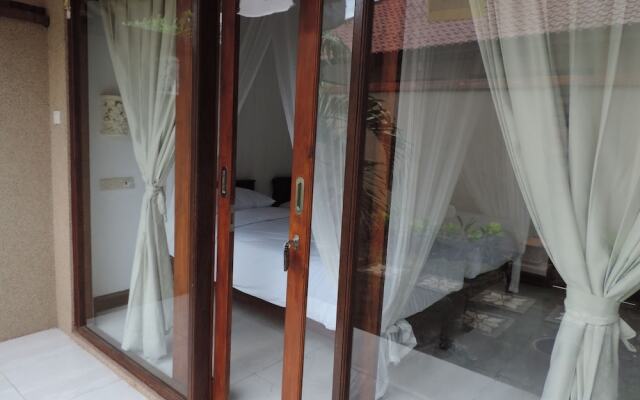 Menjangan Homestay