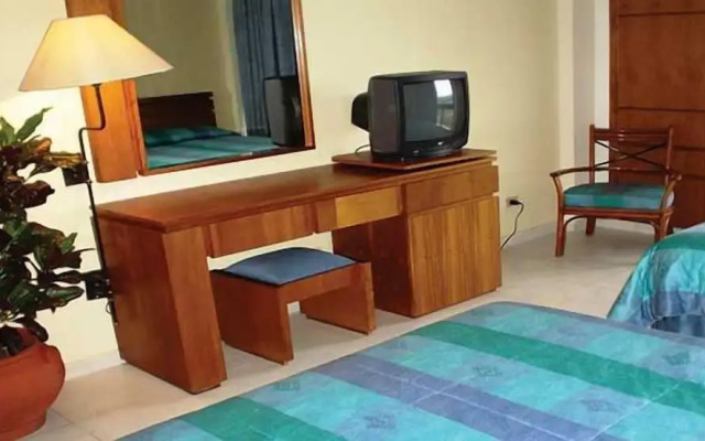 Nueva Toledo Suites & Hotel