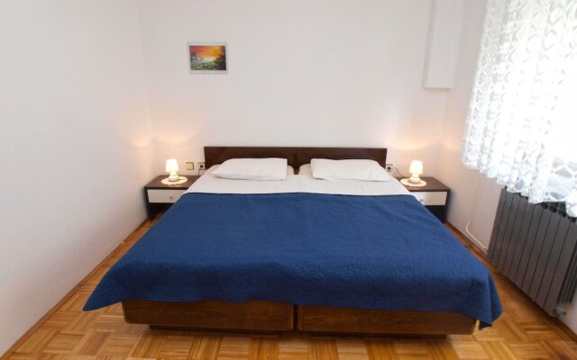 Apartment Brajdine 405