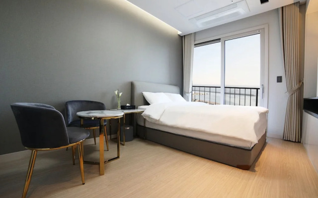 Sota Suite Sokcho Worldstate