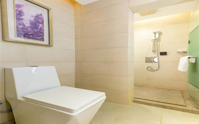 Lavande Hotel(Nanchang Qingshan Road Subway Station Branch)