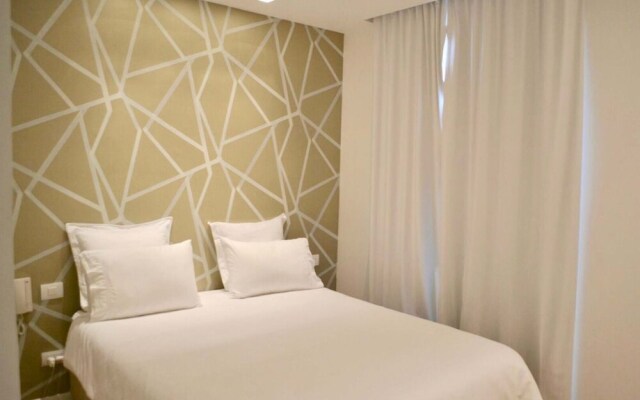 Beautiful Apt Design Pkg included TL13
